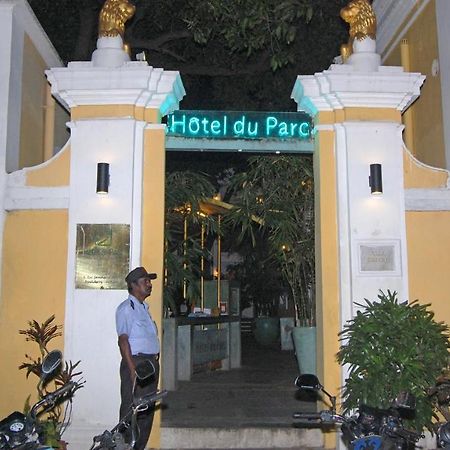 Hotel Du Parc Pondicherry Esterno foto