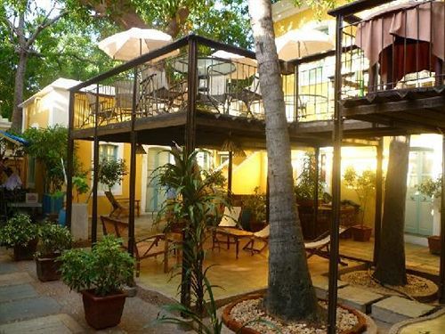 Hotel Du Parc Pondicherry Esterno foto